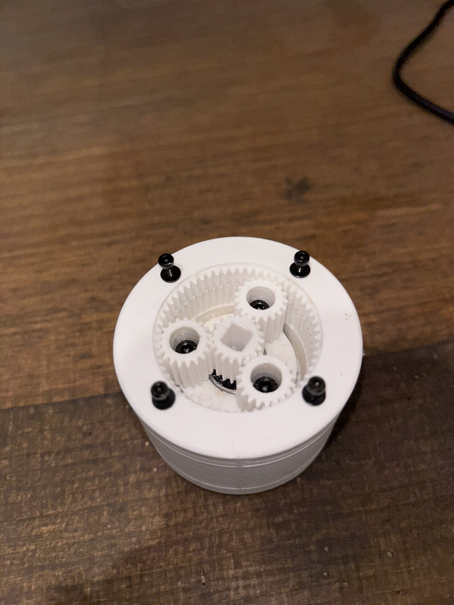 Split ring gearbox